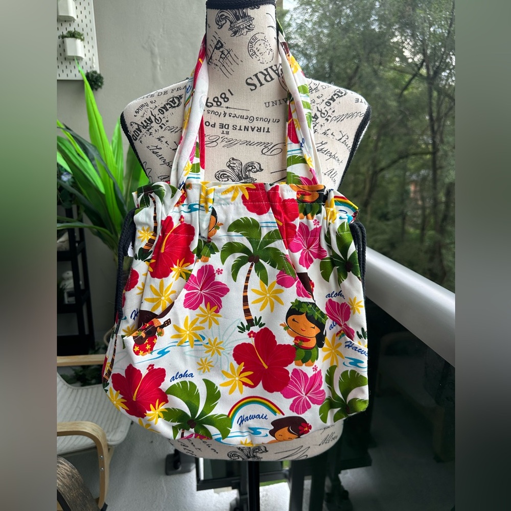Floral Hula Dancer Bag